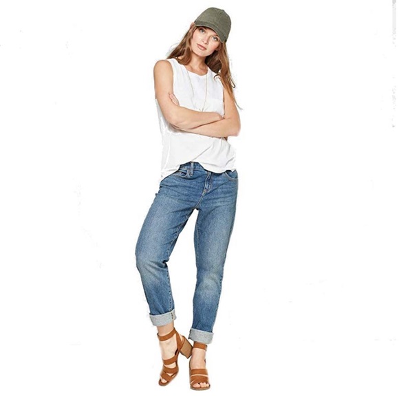 Universal Thread Denim - Universal Thread Mid Rise Boyfriend Cut Jeans-12